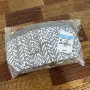 J Mclaughlin Travel Pouch NWT $38 Cosmetic Bag Gray White Chevron Small